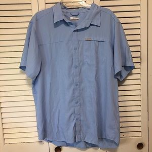 Columbia Large Blue Button Down Short Sleeve Shirt